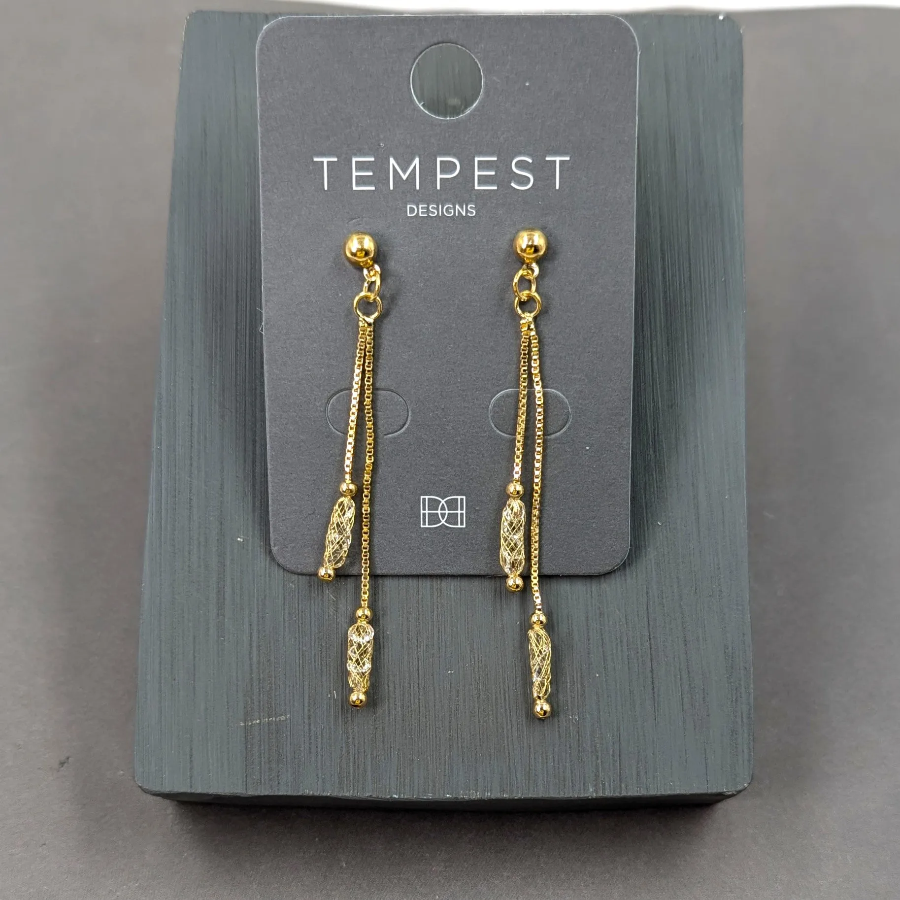 Crystal dangle earrings on snake chain