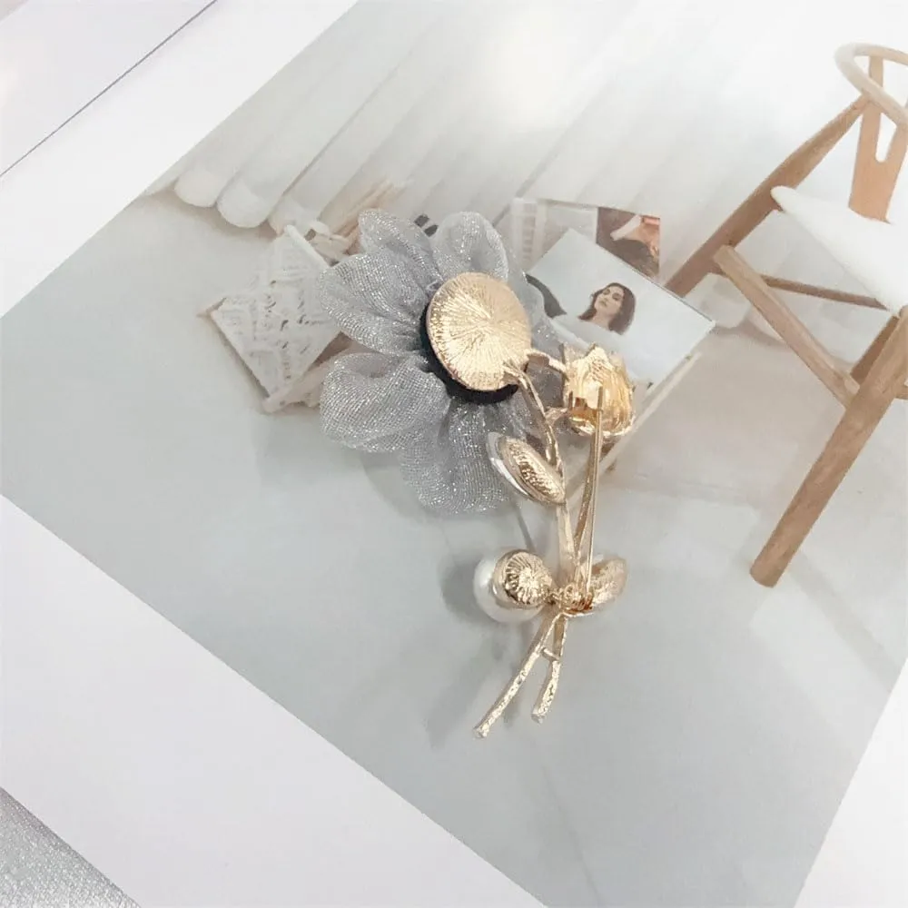 Fabric Flower Brooches for Women Elegant Flowers Pins for Clothes Floral Brooch Dainty Lapel Pin Accessories Pearl Crystal Corsage Cocktail Party Ceremony Banquet Decoration Fashion Jewelry