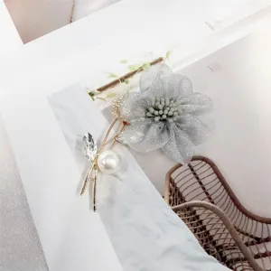 Fabric Flower Brooches for Women Elegant Flowers Pins for Clothes Floral Brooch Dainty Lapel Pin Accessories Pearl Crystal Corsage Cocktail Party Ceremony Banquet Decoration Fashion Jewelry