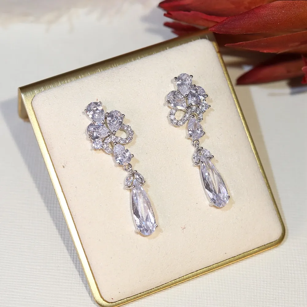 Timeless classic Drop Swarovski Earring set