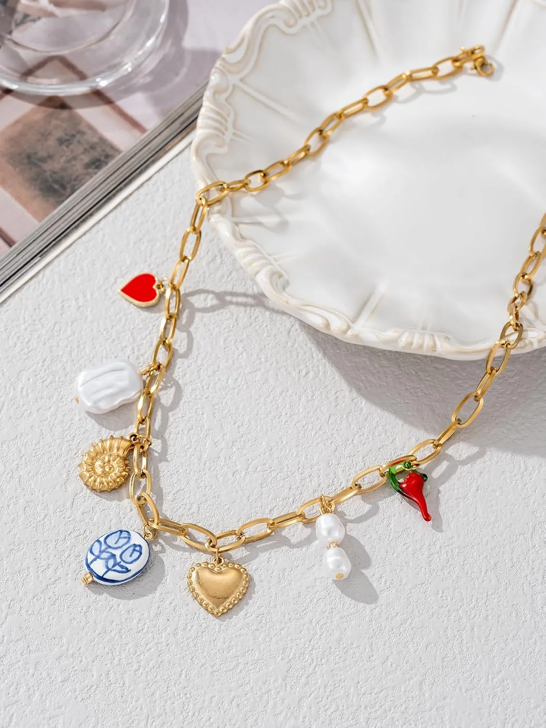 Trendy Stainless Steel Gold Plated Charm Necklace with Heart Pearl Pepper Conch Ceramic Pendant Necklace for Women Collares Chokers Jewelry