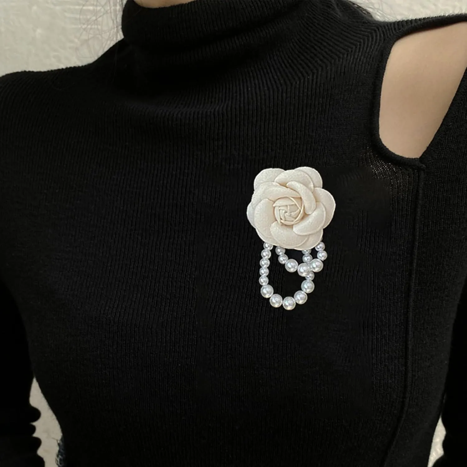Vintage Flower Pins for Women Camellia Flower Pearl Brooch Fabric Hairpin Headpieces Brooch Pins Shawl Pins Elegant Lapel Pins Wedding Party Clothes Accessories